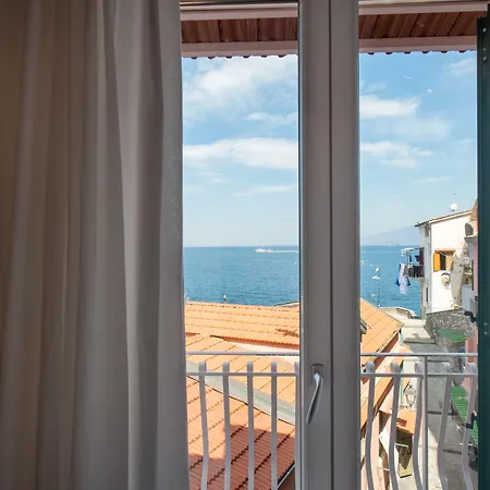 Caruso Sea View Vendégház Sorrento