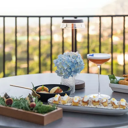 Caruso Sea View Vendégház 4*