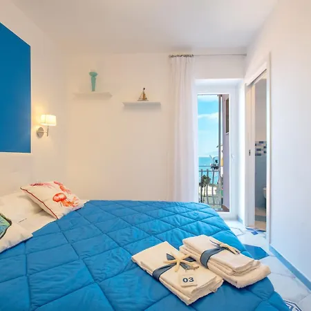 Caruso Sea View Pensión
