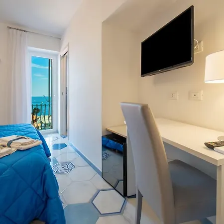 Caruso Sea View Pensión