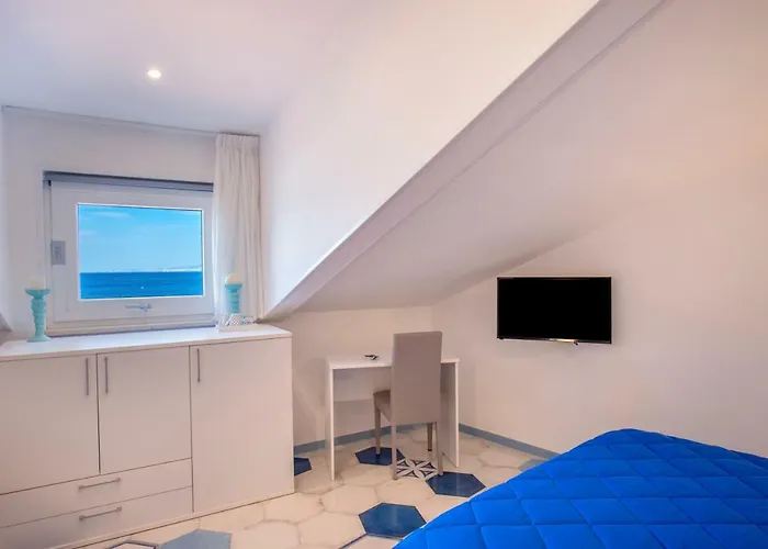 Caruso Sea View 3* Sorrent